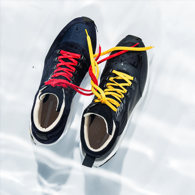 Alpine Hiker Carbon Black (Water-resistant)