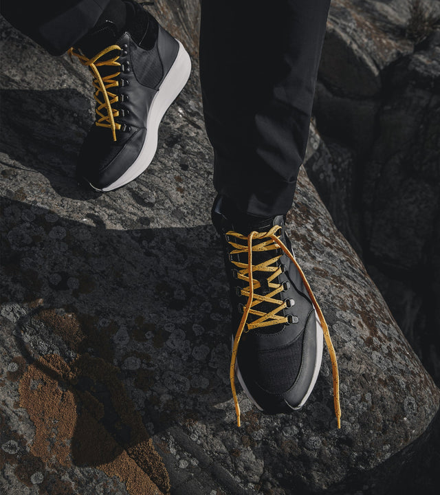 Alpine Hiker Carbon Black (Water-resistant)